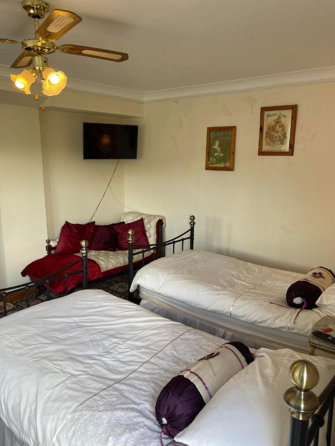 Prince Of Wales Inn Rhymney Ngoại thất bức ảnh