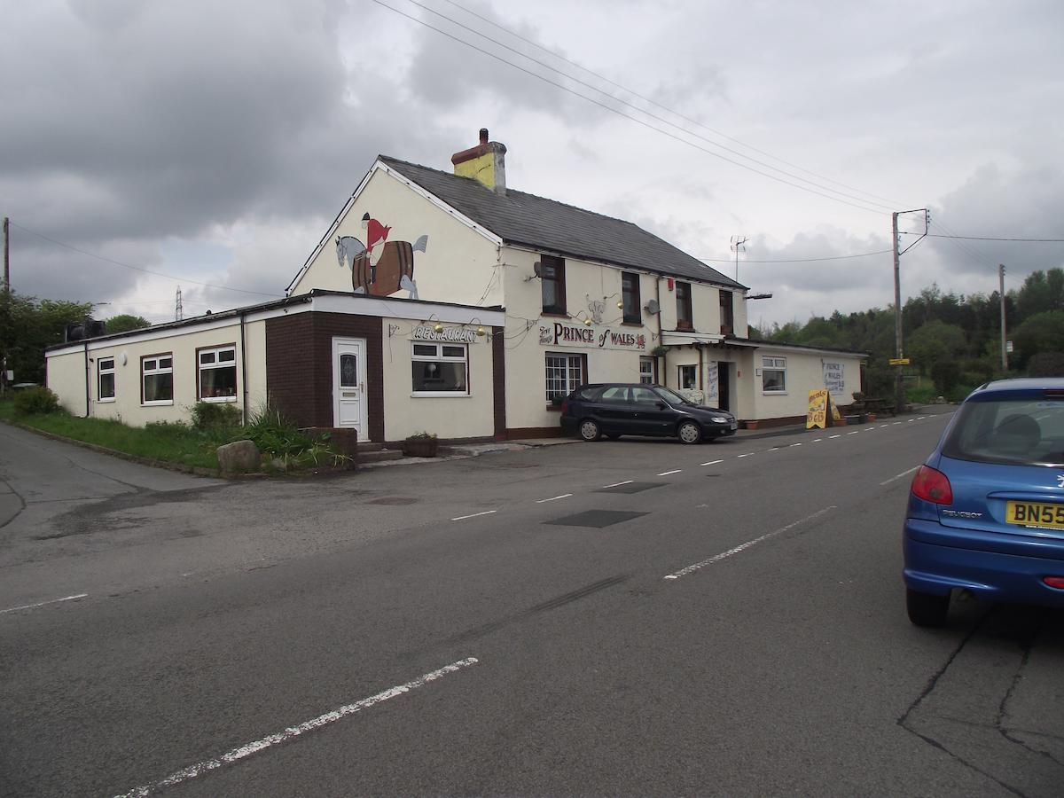 Prince Of Wales Inn Rhymney Ngoại thất bức ảnh